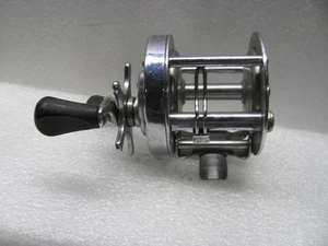 Bonito modelo EF 1944 Shakespeare Service usado; totalmente funcional - Imagen 1 de 6