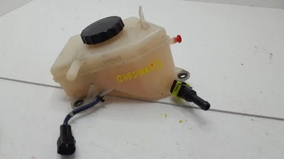 Depósito de cilindro maestro de freno 2007 08 09 10 11 12 13 Lexus LS460 Foto 1 de 4