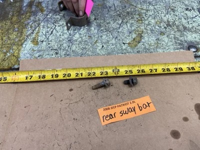 Juego de 2 pernos de barra estabilizadora trasera Jeep Patriot 2007-2010 Foto 1 de 4