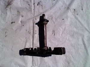 Kawasaki KZ Z1 900 1976 triple árbol inferior stock OEM - Imagen 1 de 5