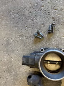 Jeep Wrangler YJ 92-95 2.5 4cyl Throttle Body Original OEM FREE SHIPPING - Foto 1 di 10