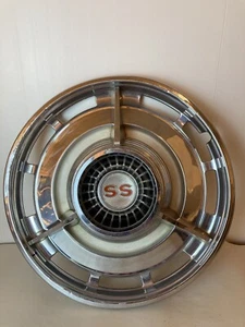 1960s Chevorlet Impala, Nova SS 14'' Hubcap/Wheel cover - Picture 1 of 12
