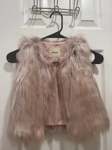 Pink Faux Fur Vest- Girls Size 6/6X!!! - Picture 1 of 2