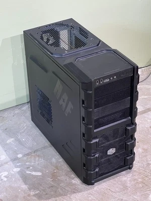Cooler Master HAF 912 - Mid Tower Computer Case with a Tagan 700W Power Supply - Image 1 of 4