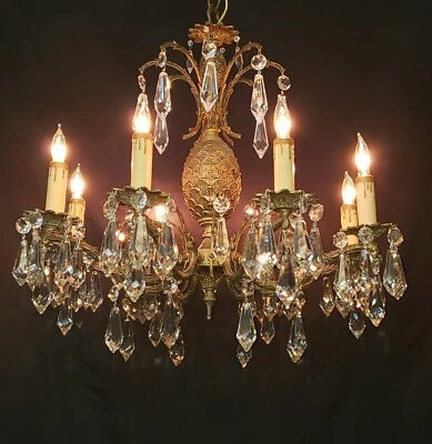 Candelabro ornamentado restaurado 8 prisma de cristal claro e latão 21" x 21" GS00479 - Imagem 1 de 4
