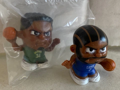 LOT of 2  TEENYMATEs NBA  Giannis Antetokounmpo & Kawhi Leonard Cover