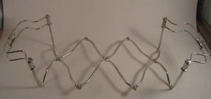 Expandable Trivet Casserole Dish Holder Made in Italy Chrome Metal - Picture 1 of 4