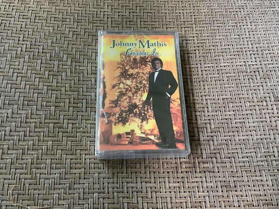 Johnny Mathis Christmas Is (Music Cassette) Sealed Foto 1 de 3