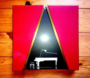Weekends With ADELE Live In Las Vegas Limited Edition Vinyl Box Set BRAND NEW - Picture 1 of 4