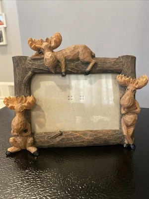 Adorable Moose Adorned 3D 4”x 6” Resin Photograph Frame - Standing - Image 1 of 4