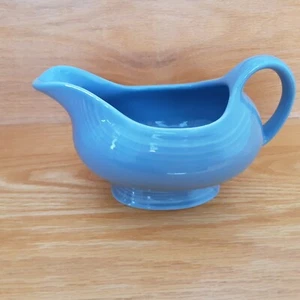 FIESTA Gravy BOAT, PERIWINKLE BLUE RETIRED , vintage. MADE IN USA - Picture 1 of 9
