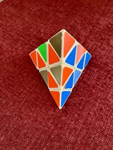 Vintage Pyraminx by TOMY 1981 Pyramid Rubix Cube Type Puzzle