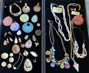 VTG-NOW CULT PEARL AGATE GLASS CORAL STONE MOP SHELL PENDANT NECKLACE LOT