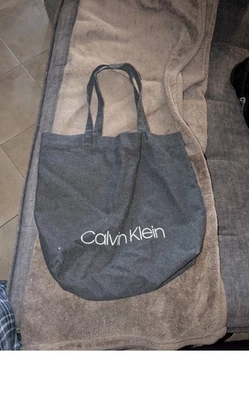 Bolsa tote de lona Calvin Klein - Imagem 1 de 4