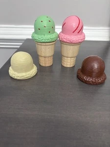Melissa & Doug 2 Ice Cream Cones 4 Scoops Mint Chocolate 1 Ice Cream Scooper - Picture 1 of 5