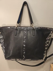 AUTH COACH BLEEKER TWO TONE SNAKE & BLACK LEATHER LARGE BAG PURSE TOTE  27984  - Imagen 1 de 15