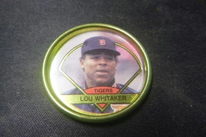 1990 Topps Baseball Coin Tigers Lou Whitaker #32 - Picture 1 of 2
