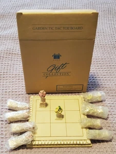 Vintage Avon Gift Collection Garden Tic Tac Toe Game Board Pink Yellow Flowers - Picture 1 of 19
