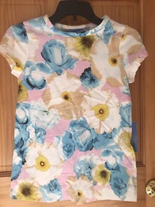 NEU MIT ETIKETT SIMPLY VERA BEDRUCKTES T-SHIRT DAMEN PETITE - RET $ 30 - PXS - MULTI (5BX51 08) - Bild 1 von 5