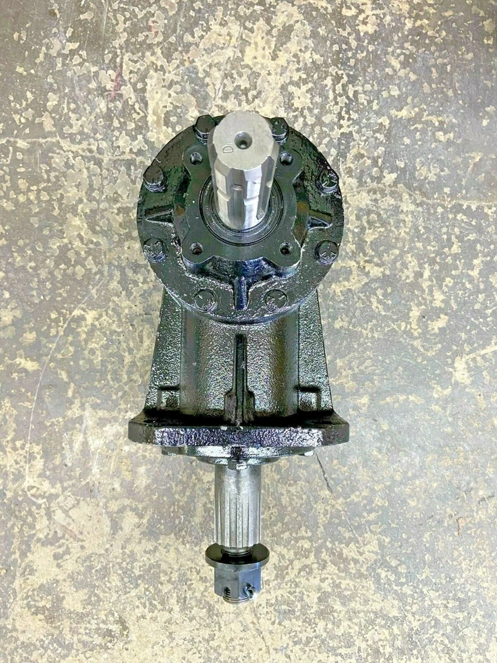 ROUND STYLE GEARBOX 40HP 1:1:47 4 BOLT PATTERN INPUT 6 线路输出 12 线路 c — 第 1/4 张图片