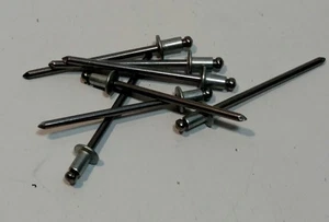 1/8" Steel Rivets, Zinc Finish, 2 pounds (+/- 680) - Picture 1 of 1