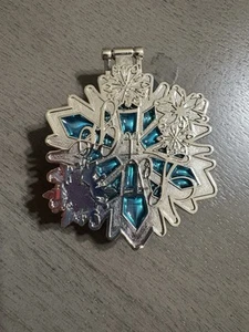 Disney Let It Go Frozen Elsa Stain Glass Snowflake Locket Mirror Hinged Pin - Picture 1 of 3