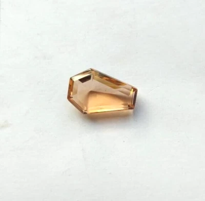 Peach Color Quartz Coffin Shape Faceted Loose Gemstone 11 Carat 19*13 MM - Image 1 of 4