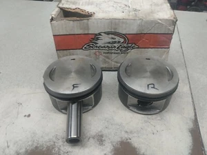 HARLEY DAVIDSON SCREAMING EAGLE PISTONS 2 22095-99B 1 PAIR (52) - Picture 1 of 4