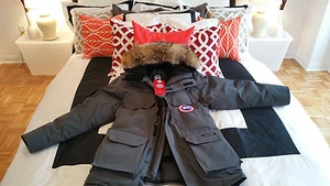 NEW RED LABEL EDITION  CANADA GOOSE GRAPHITE EXPEDITION SMALL FITS MM-LG PARKA - Picture 1 of 12