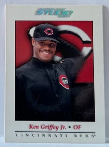 2001 Studio #13 Ken Griffey Jr   M19 - Picture 1 of 1