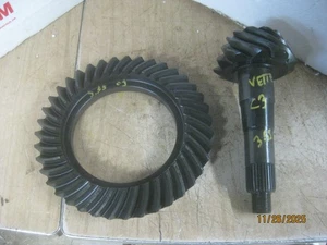 NEW 3.55 POSI RING PINION 8.5 CHEVY CORVETTE C3 INDEPENDENT REAR YUKON GEAR - Picture 1 of 9