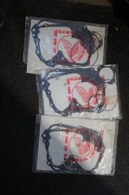 CONJUNTO DE JUNTAS DE EXTREMIDADE INFERIOR HONDA CL70 CM70 SL70 XL70 06111-111-670 LOTE DE TRABALHO - Imagem 1 de 4