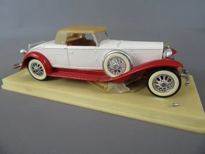 D164 Solido Age Golden 35 Duesenberg J Spider 1935 White 1:43 Vintage + Base - Image 1 of 4