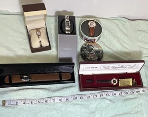 Lote de 5 relojes mar para reparación de piezas trenes DKNY Dufonte, Armitron, Beijo y Lionel - Imagen 1 de 8