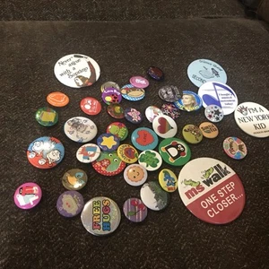 Vintage Novelty Pin Lot - Picture 1 of 4