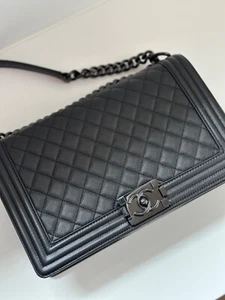 NWT Auth Chanel 17S New Medium Boy Bag Black Caviar Black HW So Black - Picture 1 of 12
