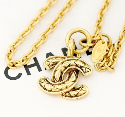 Collana Materasso Trapuntato Logo Chanel CC 21" Tono Oro Autentica l1090