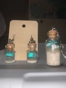 Handmade 5 Piece Set 2 Necklaces And Hook Earrings And Keychain Ocean Themed - Picture 1 of 5
