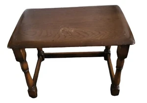 Vintage Oak Dark Wooden Small Table Height 47cm Width 62cm - Picture 1 of 8
