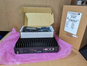 Supermicro SYS-E302-9A Fanless Atom C3558 16GB RAM 64GB SSD pfSense OPNsense QAT - Picture 1 of 3