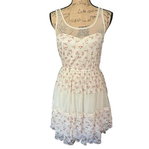 UP By Ultra Pink Gr. S Blumen Minikleid Coquette Pastell Romantisch Fließend Zierlich - Bild 1 von 14