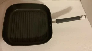 Pampered Chef 11" Executive Antihaftbeschichtete Quadratische Grillpfanne Schwarz #2868 - Bild 1 von 13