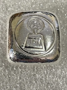 ¡Raro! Botón de barra de plata fina Harrington de 1 oz .999 - Imagen 1 de 4