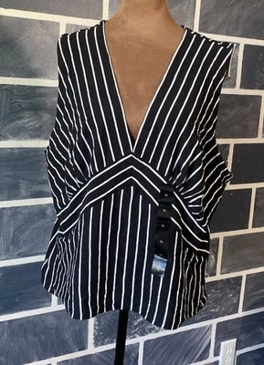 Banana Republic 黑色白色条纹马里布 T 恤无袖娃娃上衣 V 领 XL — 第 1/4 张图片