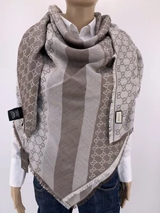 NEU Luxury Original GUCCI Schal-Tuch mit 2-Farbigen 140x140cm GG-281942-1578. - Picture 1 of 12