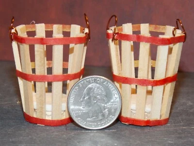 Dollhouse Miniature Produce Bushel Basket Set of 2 1:12 scale P89 Dollys Gallery - Image 1 of 3