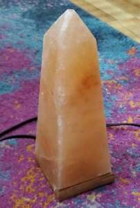 LOVELY LARGE 10" HIMALAYAN ROCK CRYSTAL SALT LAMP WITH WOODEN BASE ON/OFF SWITCH