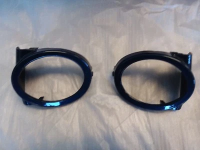 Front fog light bumper RIGHT PASSENGER SIDE - BMW 3-Series 2004 BLUE OEM NICE - image 1 of 3