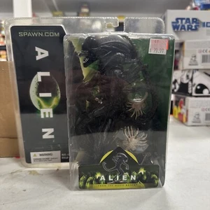 Alien from the movie alien (41r) - Imagen 1 de 2