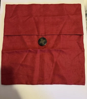 Funda de almohada de lino Pottery Barn 18x18 rojo óxido/ladrillo cierre de botón grande Foto 1 de 4